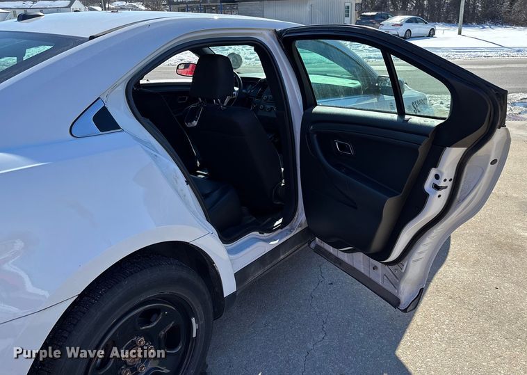 image for item DR2847 2018 Ford Taurus 