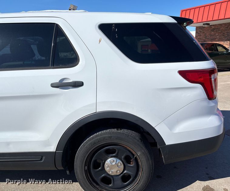 image for item DR2848 2016 Ford Explorer SUV