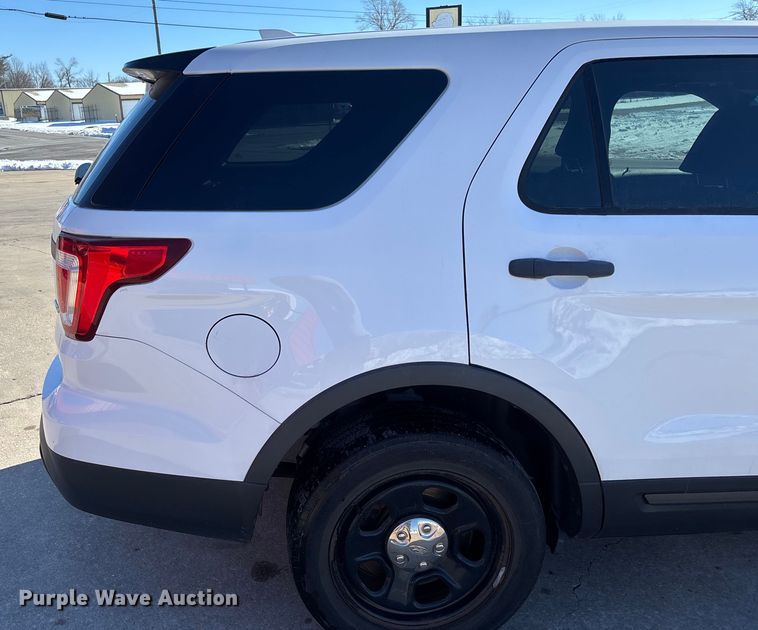 image for item DR2848 2016 Ford Explorer SUV