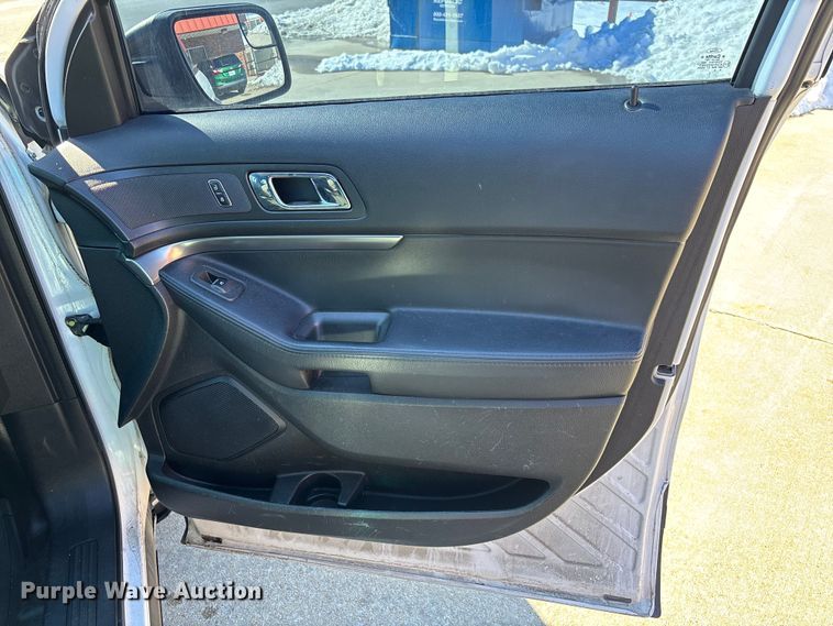 image for item DR2848 2016 Ford Explorer SUV