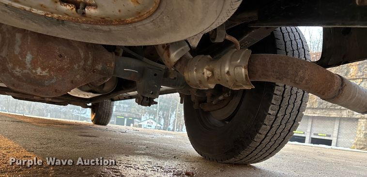 image for item DT0011 2016 Chevrolet Express 2500 van