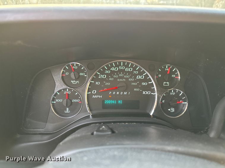 image for item DT0011 2016 Chevrolet Express 2500 van