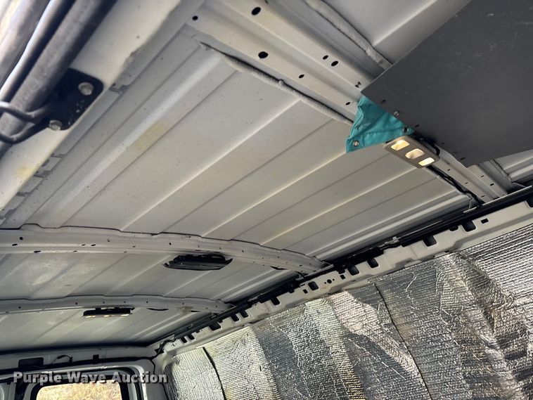 image for item DT0011 2016 Chevrolet Express 2500 van