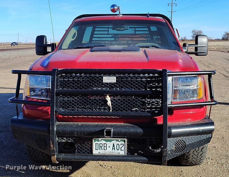 image for item DT0929 2012 GMC Sierra 3500HD SLE bale bed pickup truck
