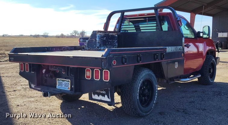 image for item DT0929 2012 GMC Sierra 3500HD SLE bale bed pickup truck