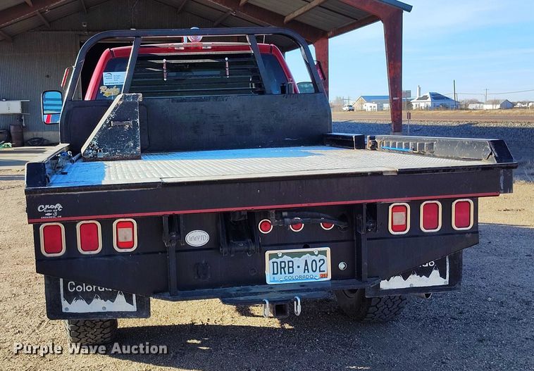 image for item DT0929 2012 GMC Sierra 3500HD SLE bale bed pickup truck