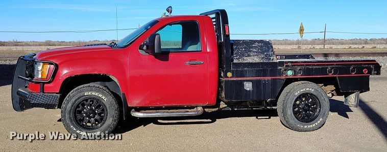 image for item DT0929 2012 GMC Sierra 3500HD SLE bale bed pickup truck