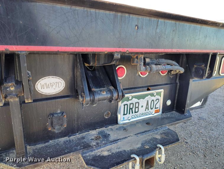 image for item DT0929 2012 GMC Sierra 3500HD SLE bale bed pickup truck