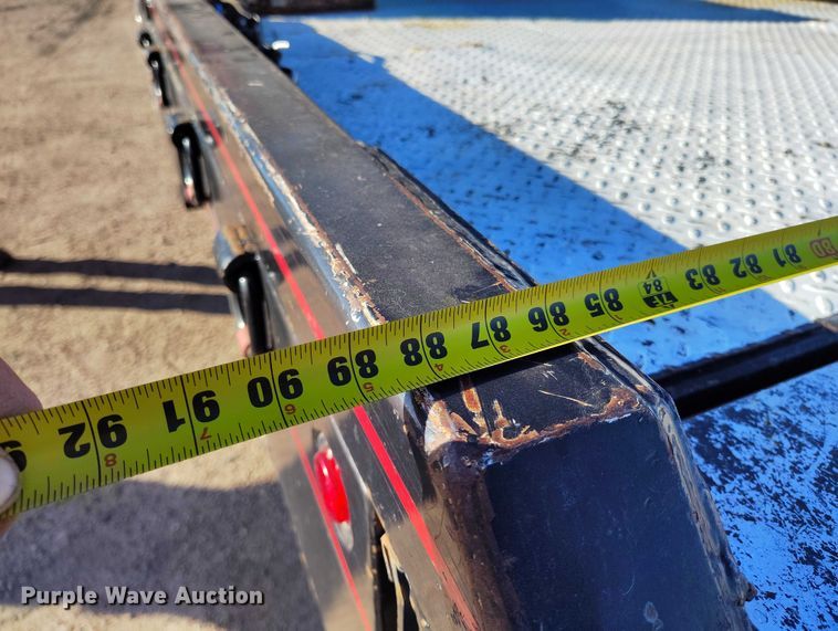 image for item DT0929 2012 GMC Sierra 3500HD SLE bale bed pickup truck