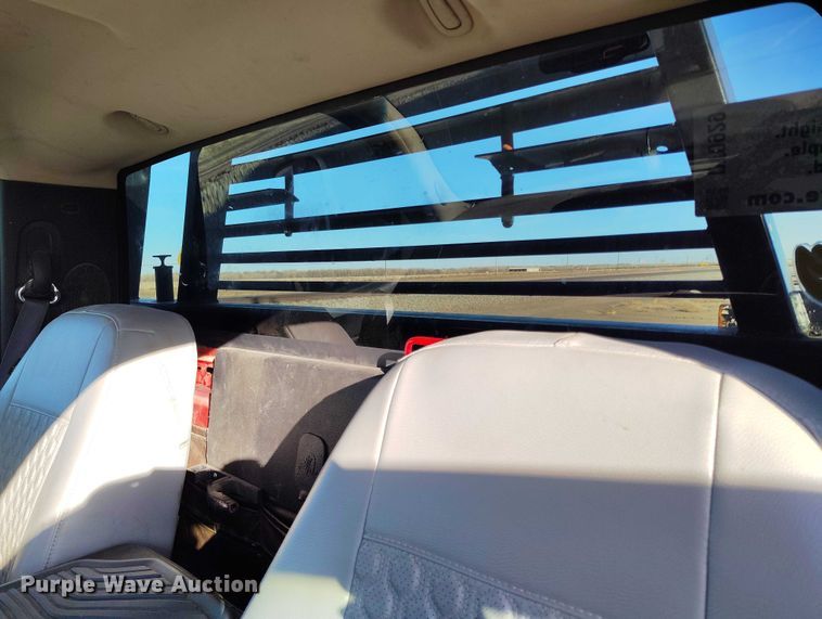 image for item DT0929 2012 GMC Sierra 3500HD SLE bale bed pickup truck