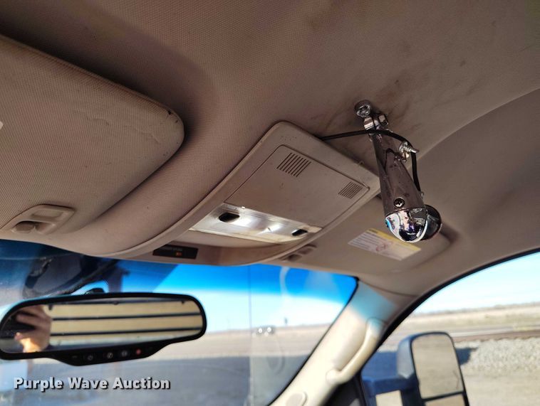 image for item DT0929 2012 GMC Sierra 3500HD SLE bale bed pickup truck