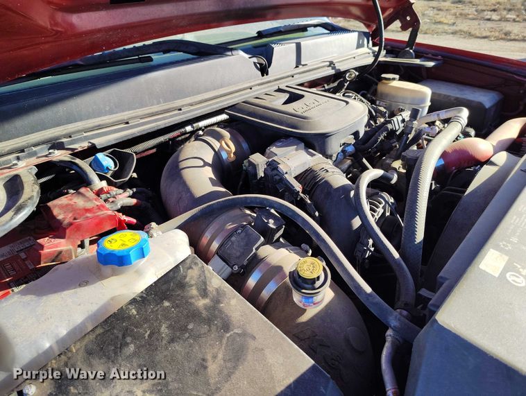 image for item DT0929 2012 GMC Sierra 3500HD SLE bale bed pickup truck