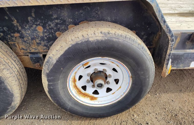 image for item DT0946 2015 PJ PJ utility trailer