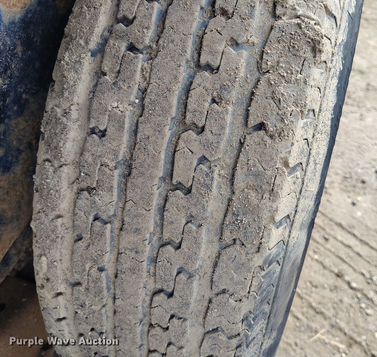 image for item DT0946 2015 PJ PJ utility trailer