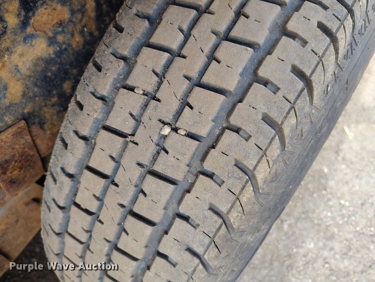 image for item DT0946 2015 PJ PJ utility trailer