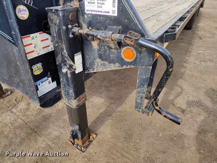 image for item DT0947 2016 Load Trail Load Max equipment trailer