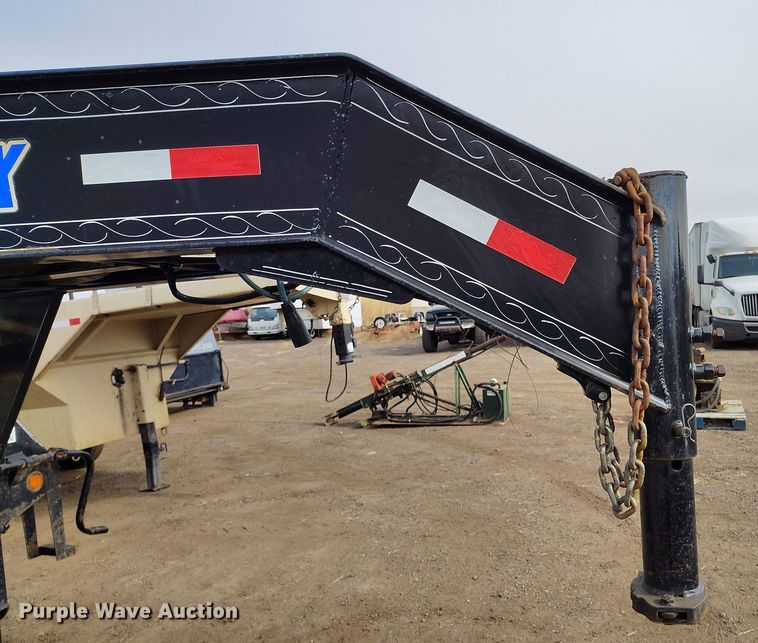 image for item DT0947 2016 Load Trail Load Max equipment trailer