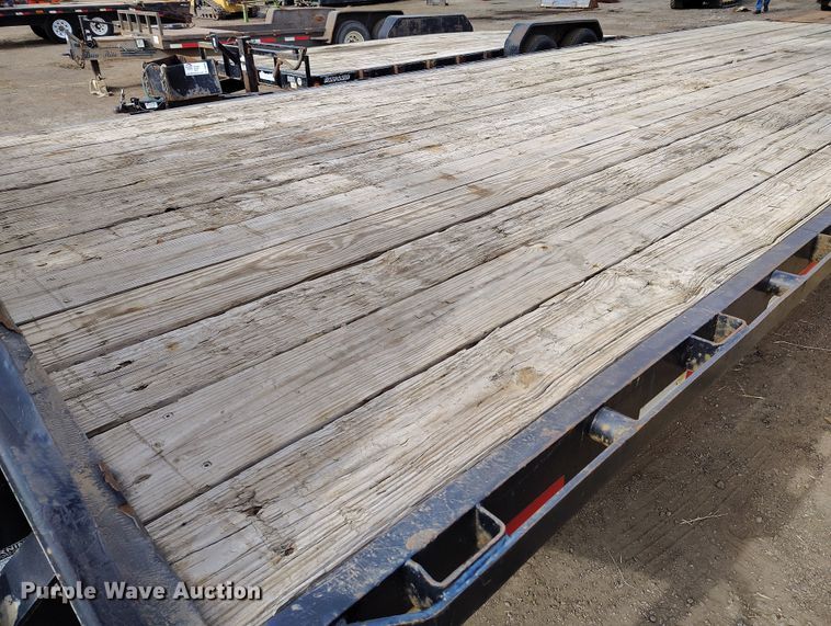 image for item DT0947 2016 Load Trail Load Max equipment trailer