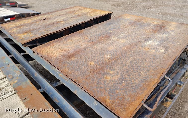 image for item DT0947 2016 Load Trail Load Max equipment trailer