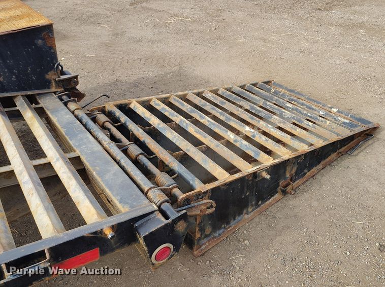 image for item DT0947 2016 Load Trail Load Max equipment trailer