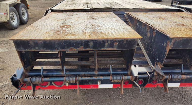 image for item DT0947 2016 Load Trail Load Max equipment trailer