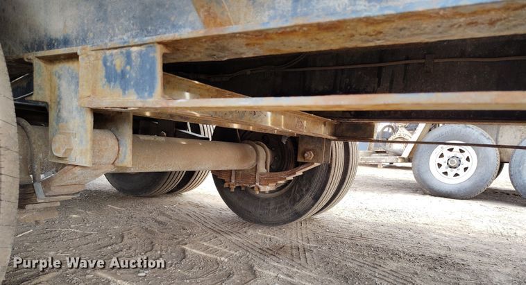 image for item DT0947 2016 Load Trail Load Max equipment trailer