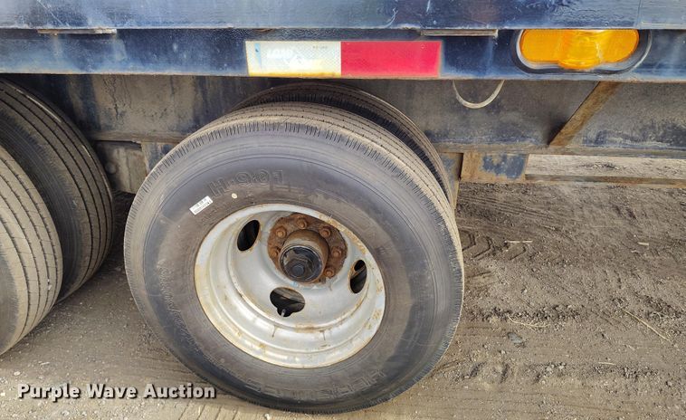 image for item DT0947 2016 Load Trail Load Max equipment trailer