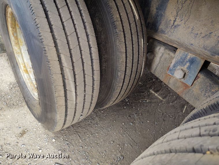 image for item DT0947 2016 Load Trail Load Max equipment trailer