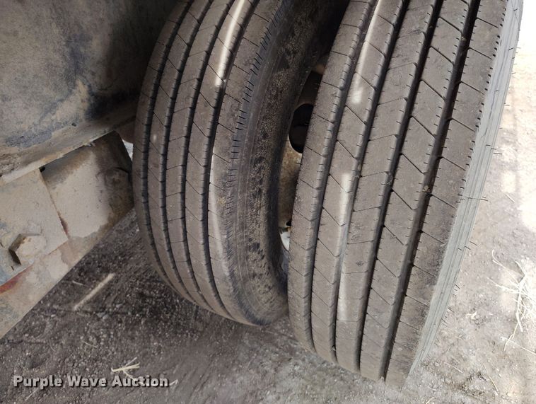 image for item DT0947 2016 Load Trail Load Max equipment trailer