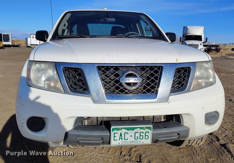 image for item DT0948 2016 Nissan Frontier Crew Cab pickup truck