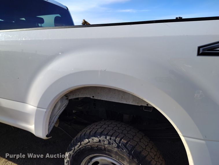 image for item DT0950 2018 Ford F350 Super Duty  Crew Cab pickup truck