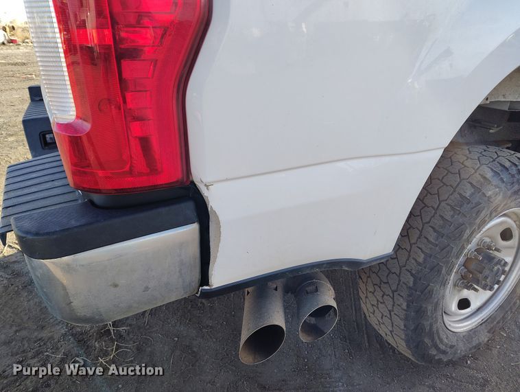 image for item DT0950 2018 Ford F350 Super Duty  Crew Cab pickup truck