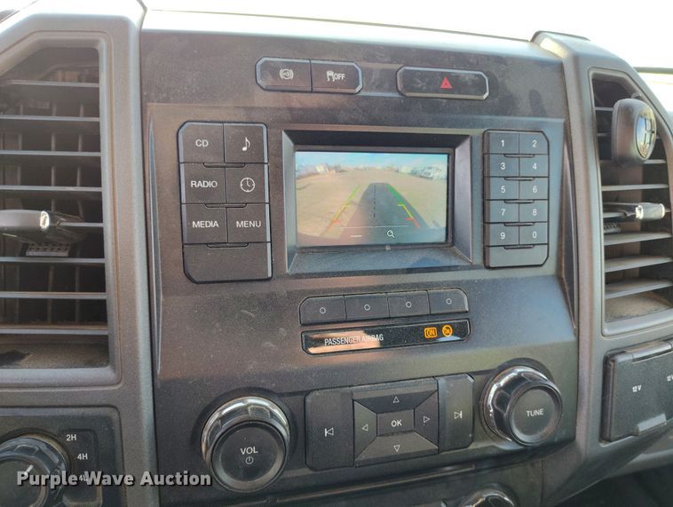 image for item DT0950 2018 Ford F350 Super Duty  Crew Cab pickup truck