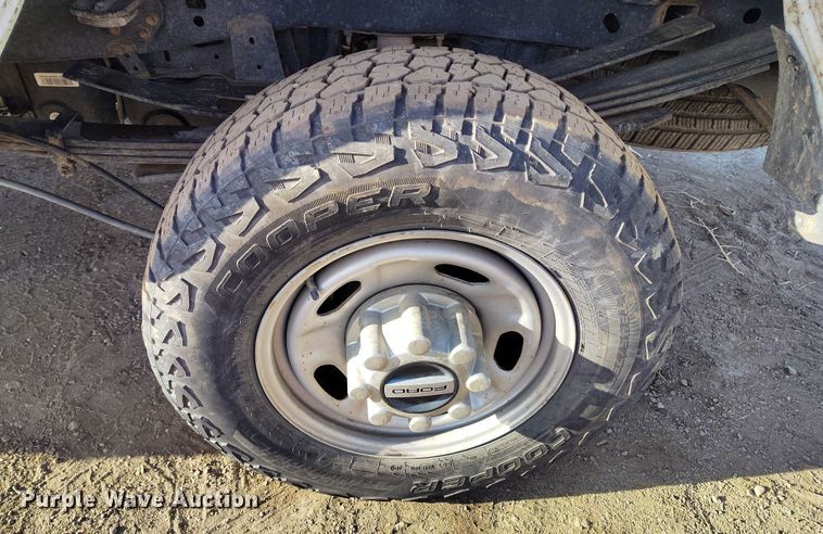 image for item DT0950 2018 Ford F350 Super Duty  Crew Cab pickup truck