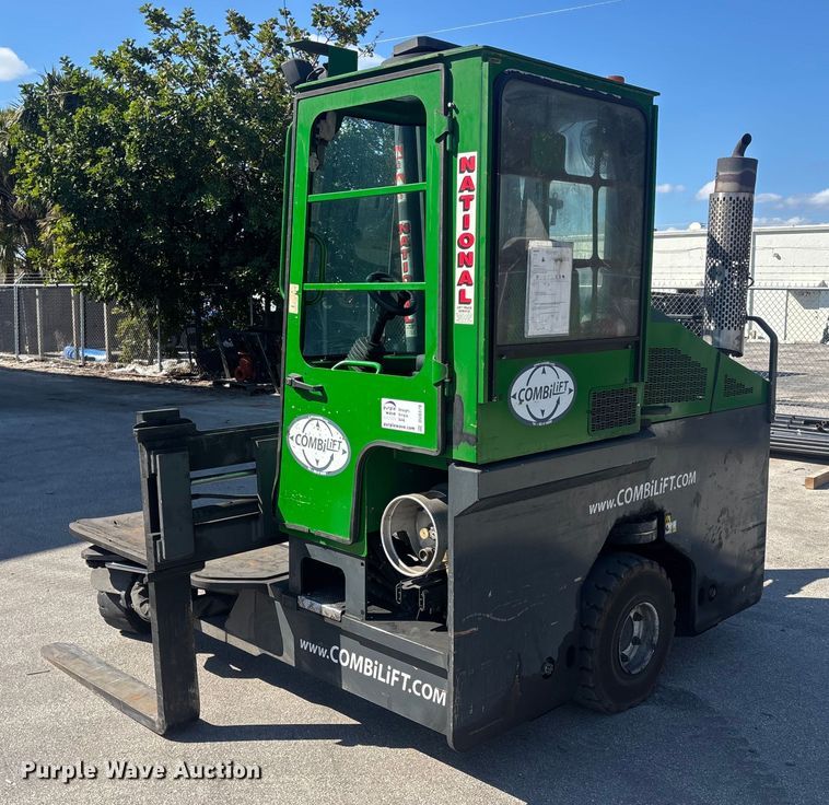 image for item DU0379 2016 CombiLift C8000 forklift