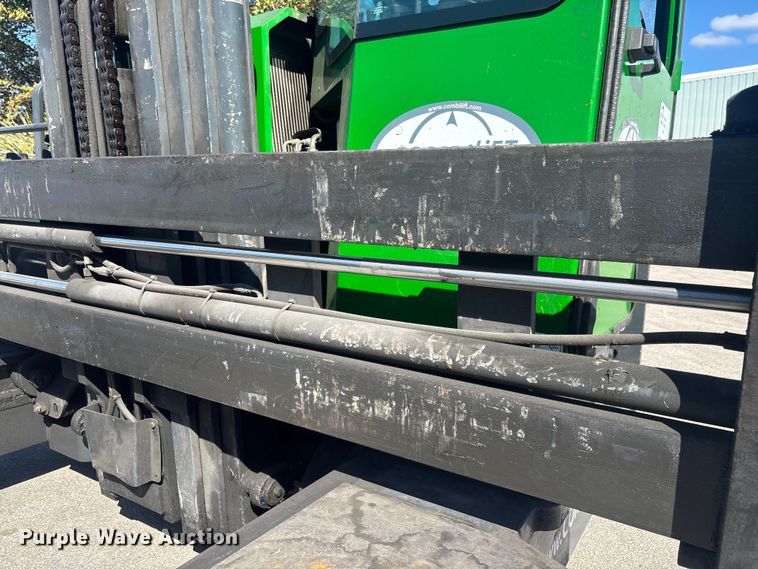 image for item DU0379 2016 CombiLift C8000 forklift