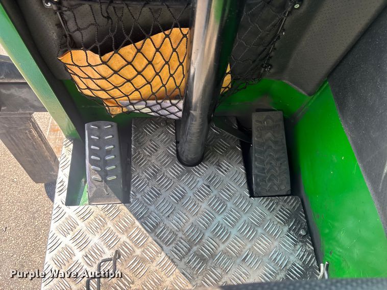 image for item DU0379 2016 CombiLift C8000 forklift