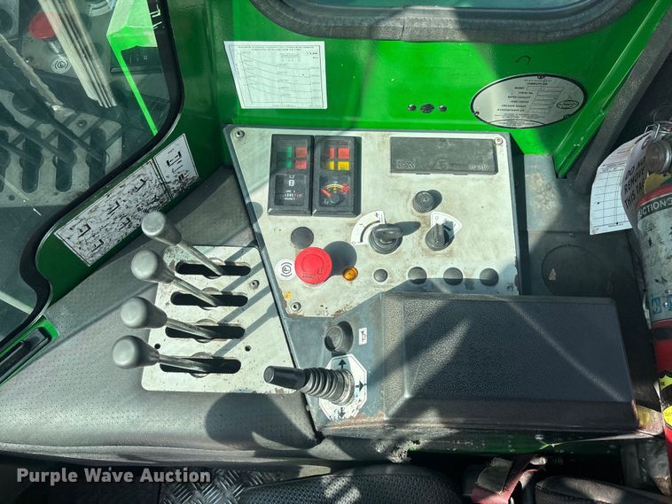 image for item DU0379 2016 CombiLift C8000 forklift