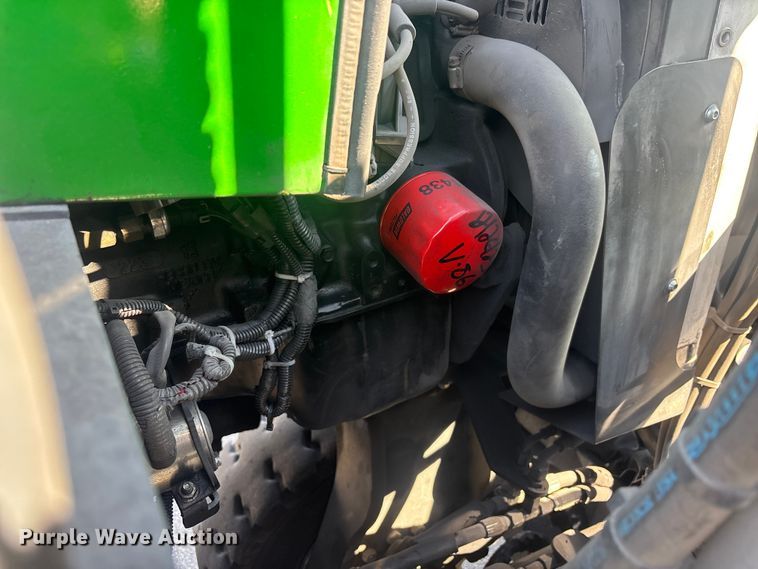 image for item DU0379 2016 CombiLift C8000 forklift