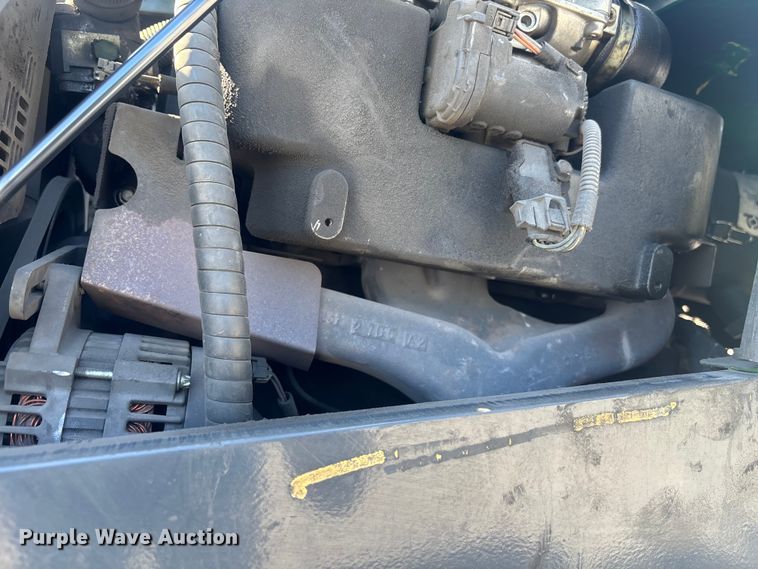 image for item DU0379 2016 CombiLift C8000 forklift