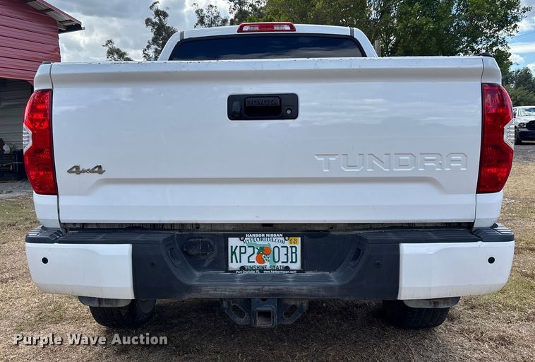 image for item DU0391 2015 Toyota Tundra Crew Cab pickup truck