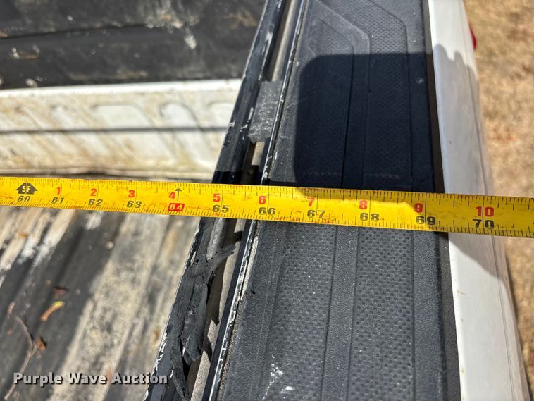 image for item DU0391 2015 Toyota Tundra Crew Cab pickup truck