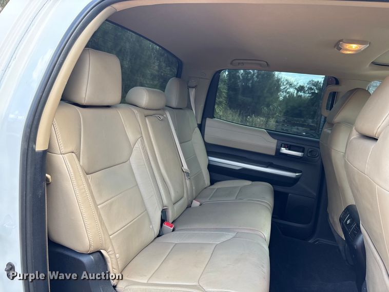 image for item DU0391 2015 Toyota Tundra Crew Cab pickup truck