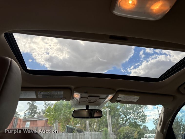 image for item DU0391 2015 Toyota Tundra Crew Cab pickup truck