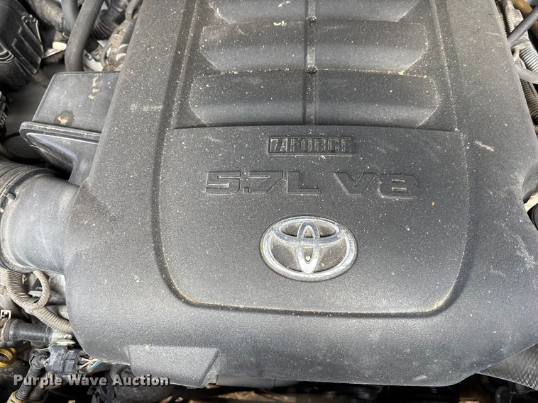 image for item DU0391 2015 Toyota Tundra Crew Cab pickup truck