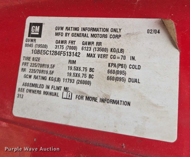 image for item DU2709 2004 Chevrolet C5500 flatbed truck