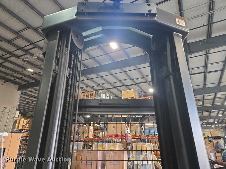 image for item DU2715 2018 Crown SP3520-30 order picker