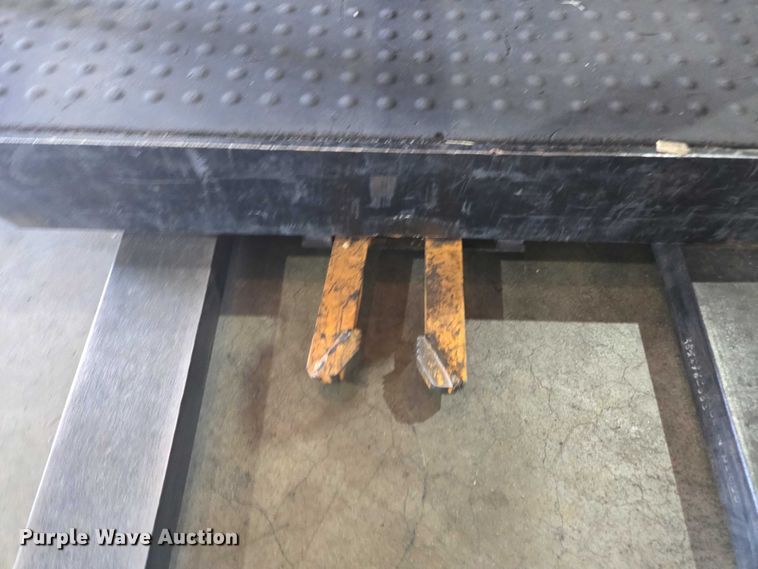 image for item DU2715 2018 Crown SP3520-30 order picker