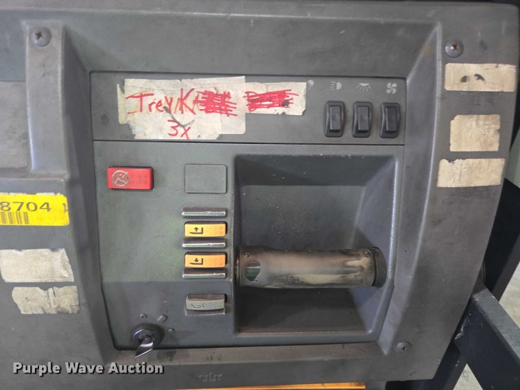 image for item DU2715 2018 Crown SP3520-30 order picker