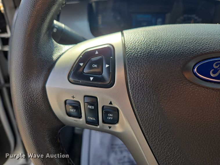 image for item DU2716 2017 Ford Taurus 